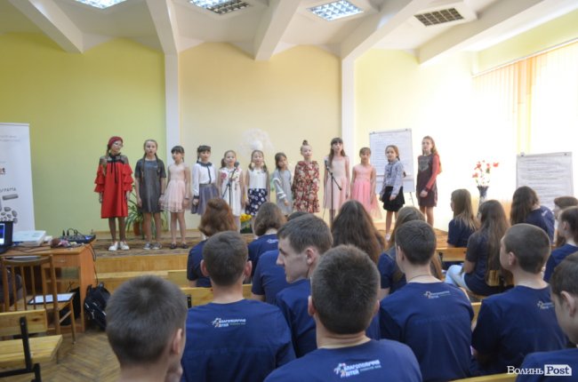 «Програма 15»: як у ліцеї біля Луцька вчать підлітків протистояти життєвим ризикам. ФОТО