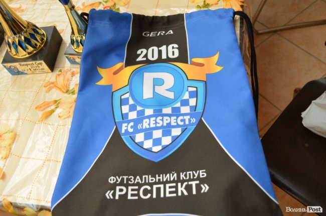 «Ми даруємо емоції»: у Луцьку відбувся перший благодійний «Respect CUP» з футзалу. ФОТО