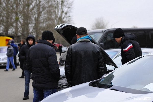 Луцький авторинок. БУДНІ МІСТА