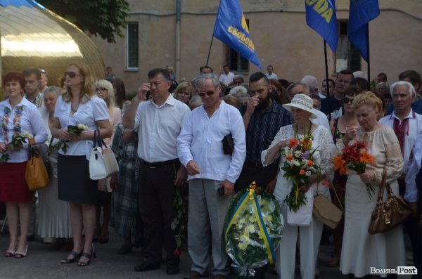 У Луцьку вшанували пам`ять жертв розстрілу. ФОТО