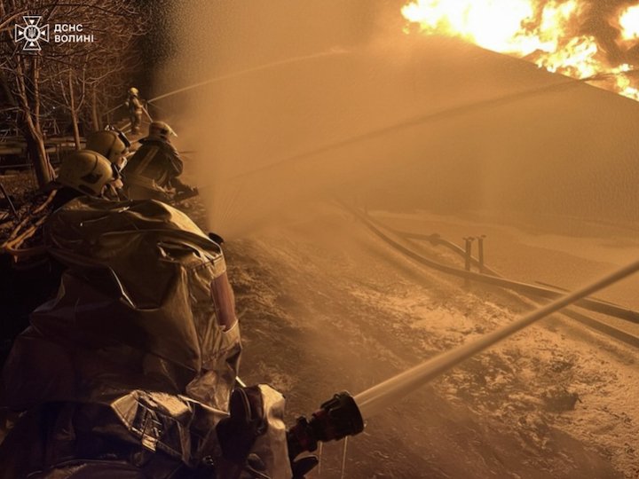 Усю новорічну ніч під масованою атакою була Волинь: рф запустила по Україні 205 дронів