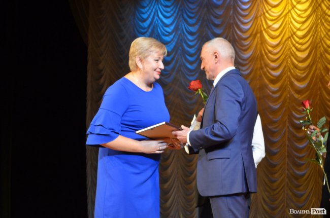 У Луцьку нагородили кращих освітян Волині. ФОТО