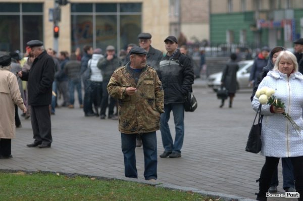 Народне віче «За європейську Україну!» в Луцьку. ФОТО