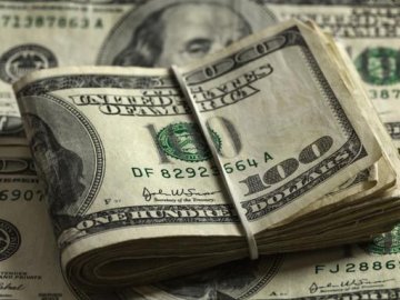 Долар і євро впали у ціні: курс валют у Луцьку на 7 жовтня
