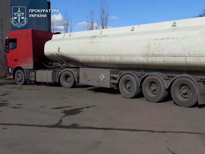 На Волині викрили масштабну мережу незаконного виробництва та збуту пального