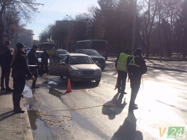 У Луцьку Skoda протаранила навчальний автомобіль