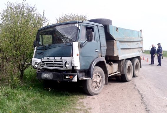 Аварія на Волині: «КамАЗ» врізався у маршрутку