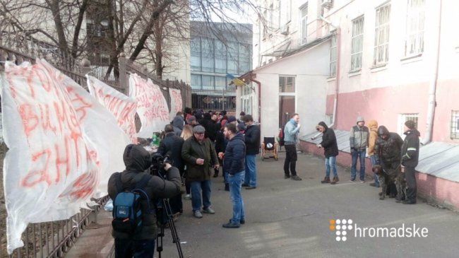 Насіров залишається у заблокованому суді