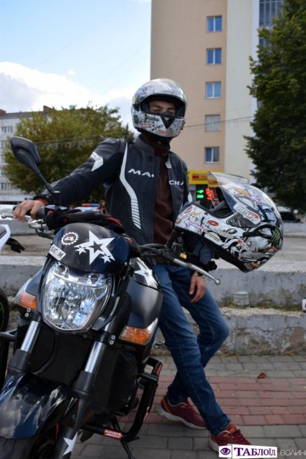 Байкери трьох країн зібралися в Луцьку, аби закрити мотосезон. ФОТО