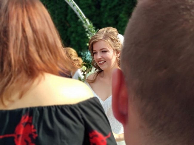 Волинський телеведучий та журналістка відгуляли весілля. ФОТО