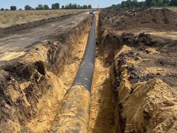 Для постраждалих від підриву Каховської ГЕС: будують 150-кілометровий водопровід