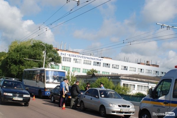 У Луцьку - потрійна аварія. ФОТО