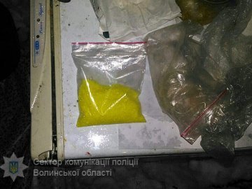 Амфетамін та марихуана: поліція «взяла» лучанина з наркотиками