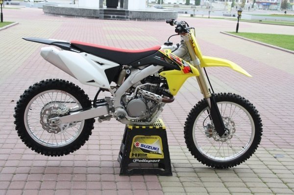 Волинському чемпіону з мотокросу – мотоцикл у подарунок. ФОТО