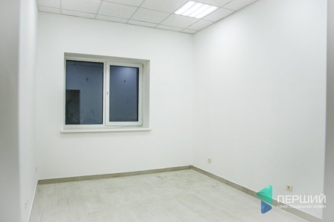 У ЖК «Супернова» продається просторе приміщення під комерцію*