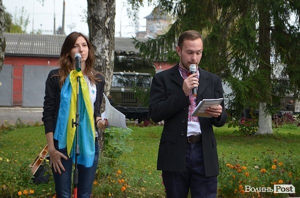 Для волинських бійців організували концерт. ФОТО