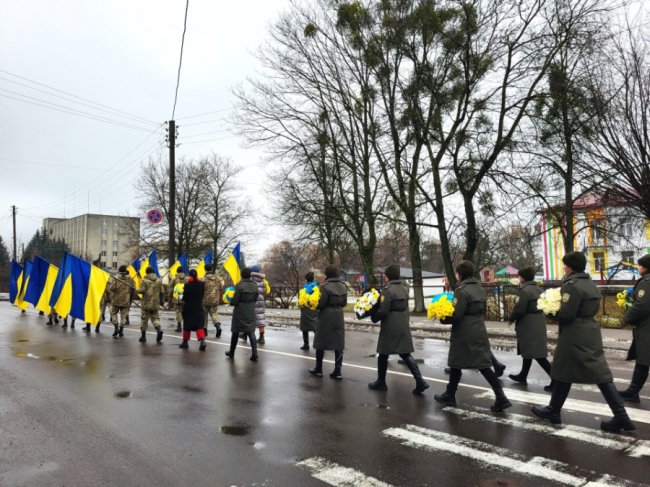 На Волині попрощались із 39-річним Героєм Сергієм Оніщуком