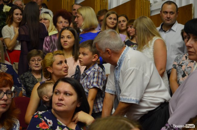 «Ви наша надія»: у луцькому педколеджі – випускний. ФОТО