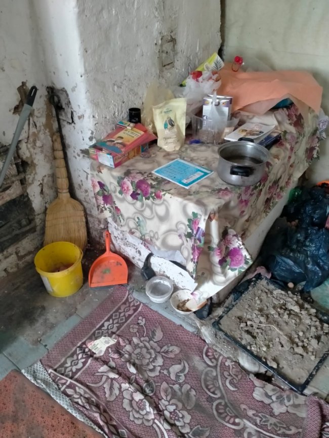 Бруд, безлад та антисанітарія: на Волині перевірили кризові сім'ї. ФОТО