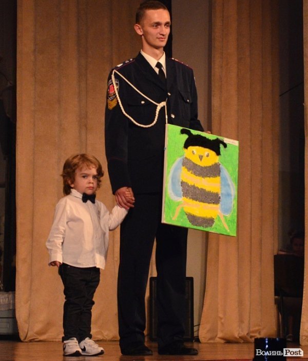 У Луцьку вибирали маленьких принца і принцесу. ФОТО