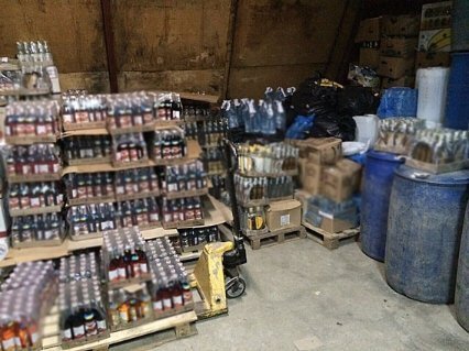 Волинські поліцейські вилучили алкоголю на мільйон гривень. ФОТО