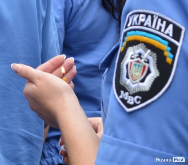 Міліціонери вшанували загиблих колег. ФОТО 