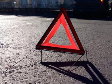 Водій легковика збив трьох 11-річних школярів