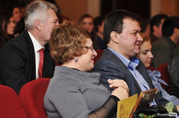 У Луцьку нагороджували працівників телебачення, радіо і зв’язку. ФОТО