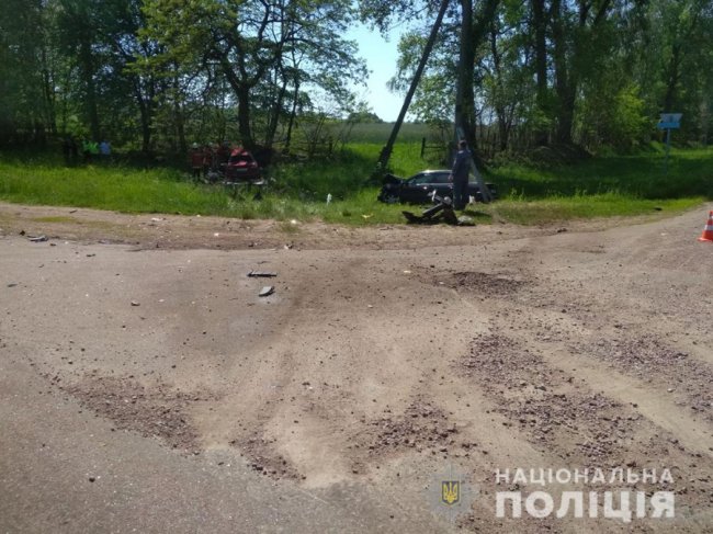 Смертельна аварія на Житомирщині: загинули троє дорослих і 9-місячна дитина. ФОТО