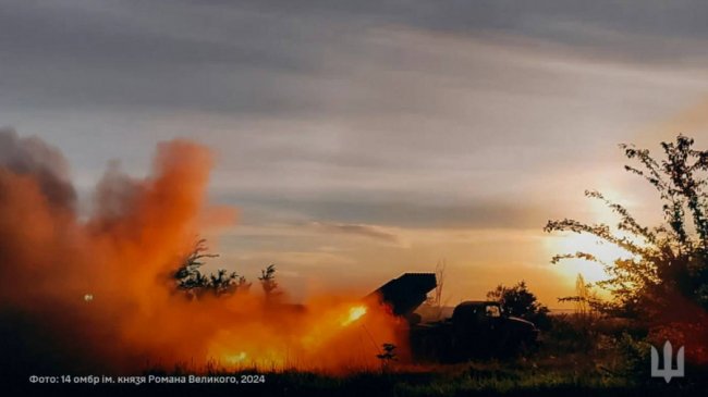 Світанок на фронті: вражаючі фото від волинської бригади