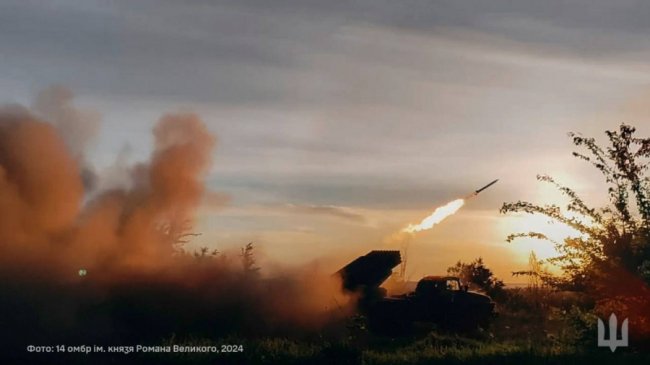 Світанок на фронті: вражаючі фото від волинської бригади