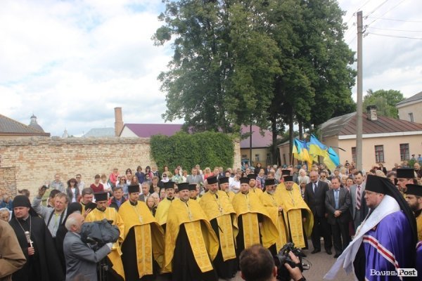 У Луцьку намалювали ікону на честь розстріляних у Луцьку в’язнів. ФОТО