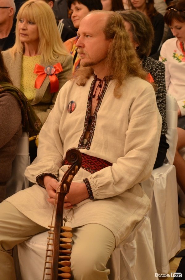 У Луцьку продавали ікони на потреби вояків АТО. ФОТО