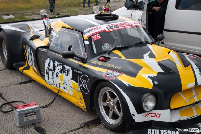 У Луцьку відбулися видовищні авто- і мотогонки. ФОТОРЕПОРТАЖ