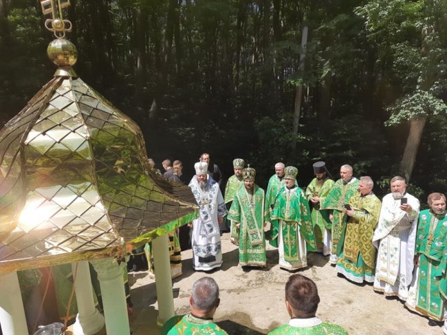 Митрополит Михаїл очолив богослужіння у монастирі на Львівщині. ФОТО