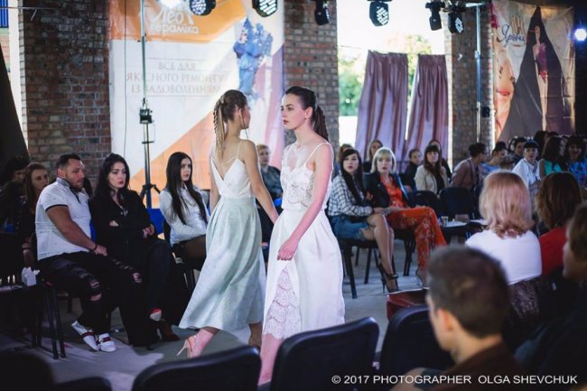 Другий день Lutsk Fashion Weekend: як будівництво перетворили на модний подіум