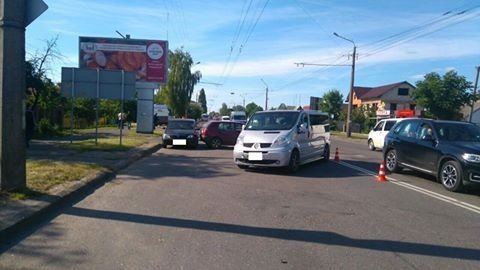 У Луцьку трапилась ДТП за участю п'яти автівок. ФОТО