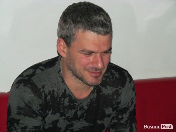 «Важливо бути тим, хто ти є», - Арсен Мірзоян у Луцьку. ФОТО