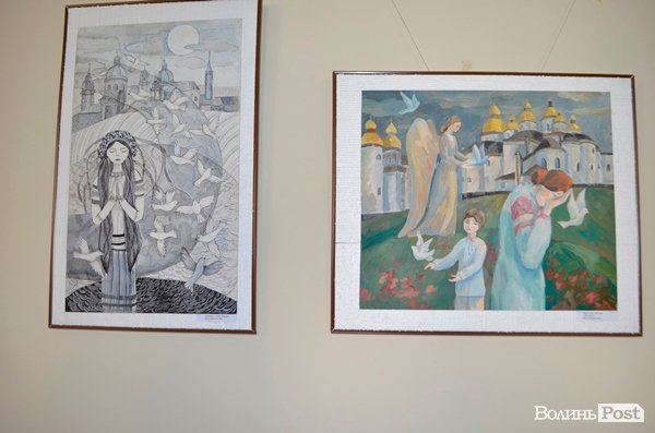 У Луцьку відкрили виставку на патріотичну тематику. ФОТО