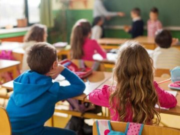 Головна освітянка Волині розповіла, за яких умов учні повернуться до школи