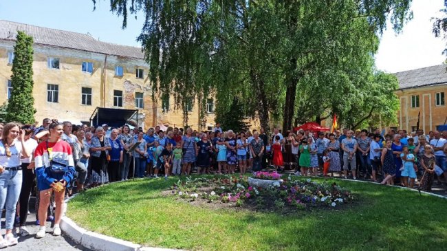 Середньовічні танці, лицарські виступи, ярмарок: як проходив фестиваль «Олицька переберія». ФОТО