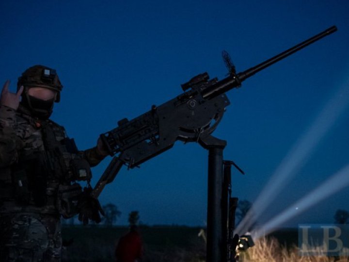 Київ третю ніч поспіль перебував під масованою атакою російських дронів