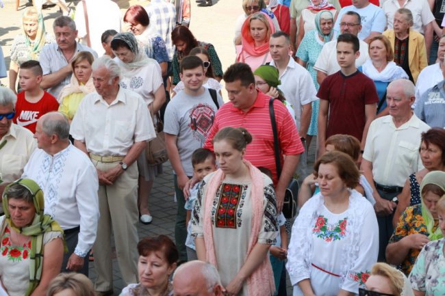 У головному соборі Луцька відправили святкову службу і освятили зілля. ФОТО