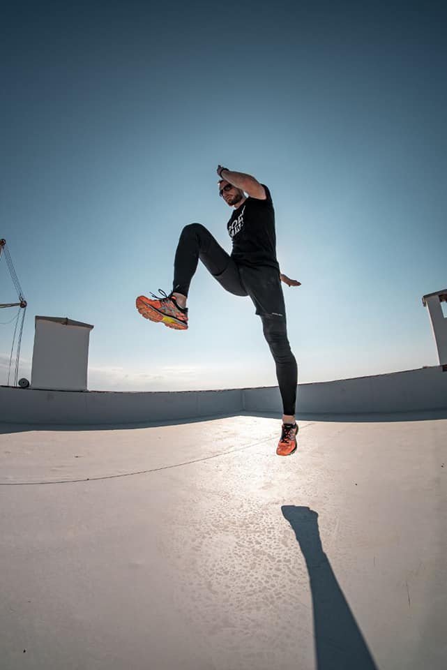 «Дух захоплювало від безмежності простору»: на даху «Супернови» влаштували ранкове тренування. ВІДЕО. ФОТО