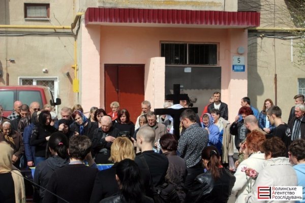 У Луцьк привезли тіло Героя Сергія Грибкова. ФОТО