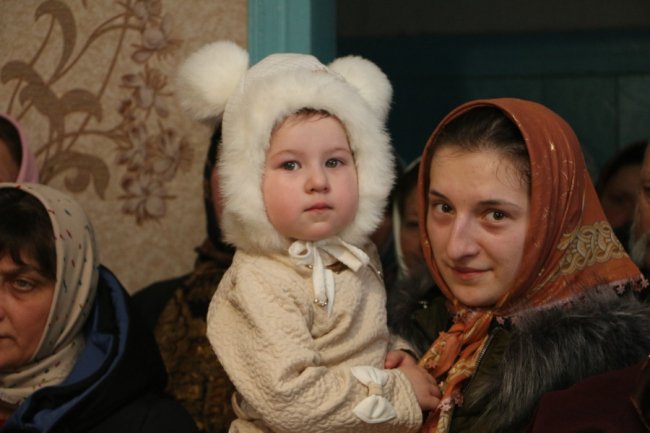 Прихильники УПЦ (МП) на Волині відправили святкову службу у священика вдома. ФОТО