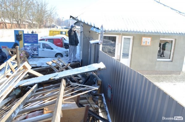 Командир луцьких ВВшників обзивав їх «підарасами», бо вони не хочуть у Київ. ФОТО. ВІДЕО