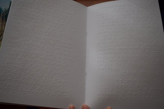 Як у Луцьку друкують книжки для незрячих