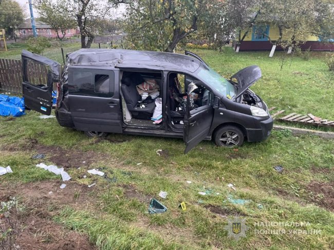 На Волині в аварії травмувалось п’ятеро жінок:  водійка з’їхала в кювет