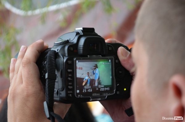 Подивитися на Дзідзьо прийшли сотні лучан. ФОТО